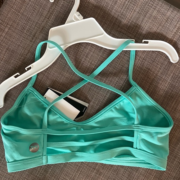 Tyr Competitive Two Piece Swimsuit (10 bottom/8 top) - Picture 5 of 6